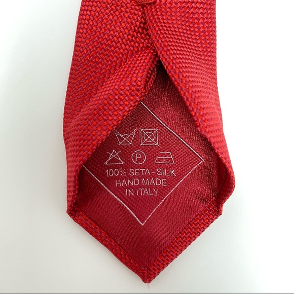 Brioni Red Silk Knit Woven Pattern Men’s Neck Tie - Picture 5 of 5